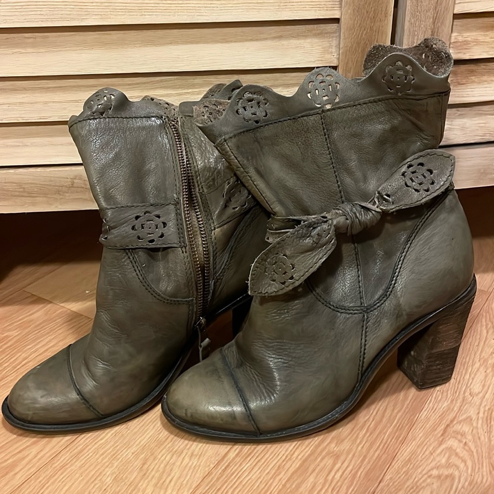 GreySheridan Mia leather booties with feminine detail